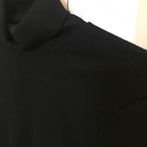 Black turtleneck long sleeve